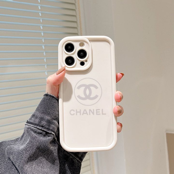 chanel つや消し iphone 14 ケース