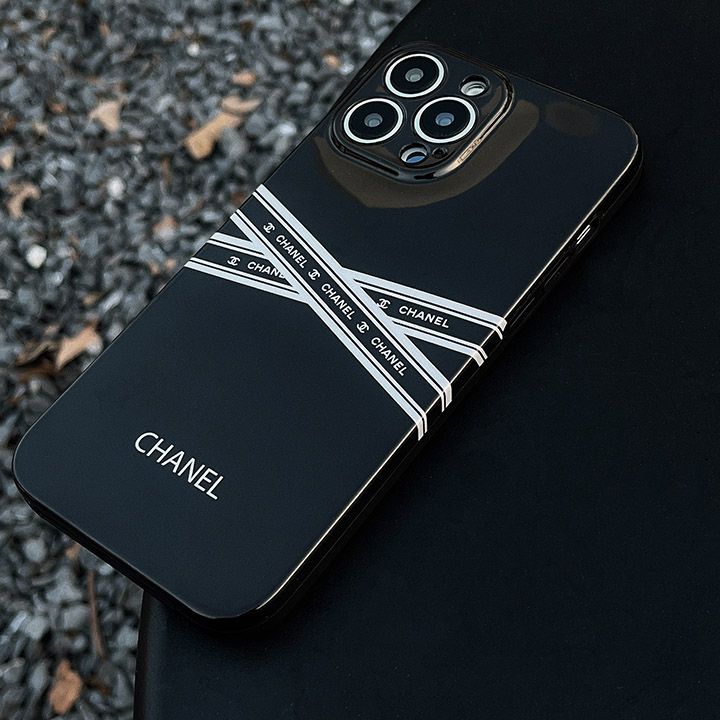 ハイブランド カバー iphone15プラス chanel 