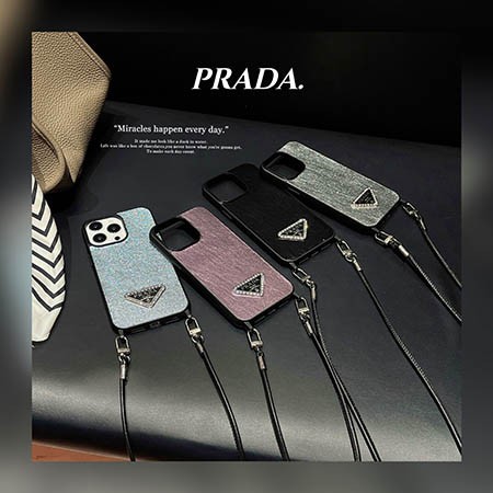 アイフォーン 16プロ 携帯ケースprada